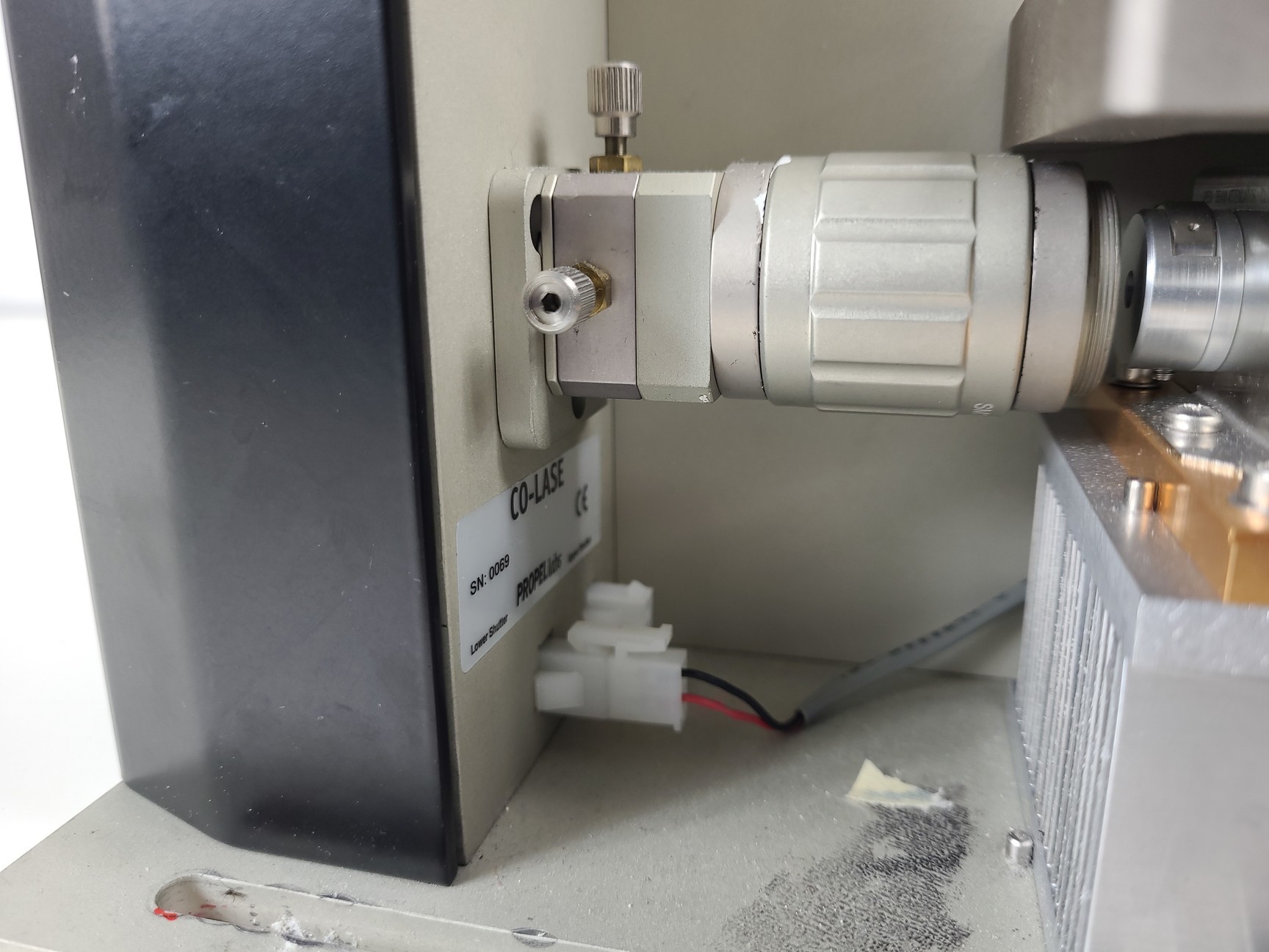 Image of Beckman Coulter MoFlo Laser Cytomation System w/ MSC Class II Safety Cabinet Lab