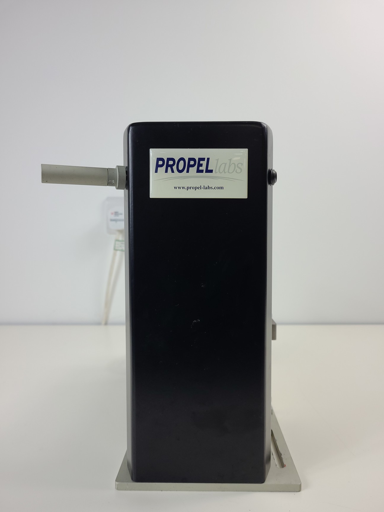 Image of Beckman Coulter MoFlo Laser Cytomation System w/ MSC Class II Safety Cabinet Lab