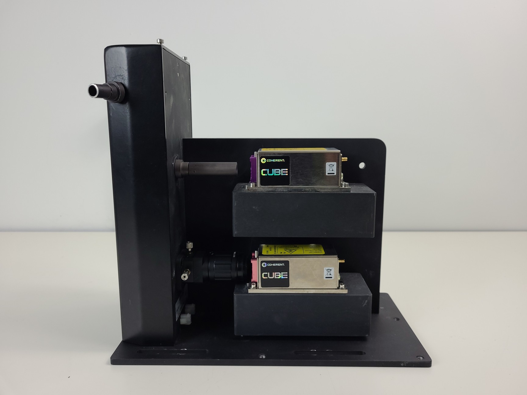 Image of Beckman Coulter MoFlo Laser Cytomation System w/ MSC Class II Safety Cabinet Lab