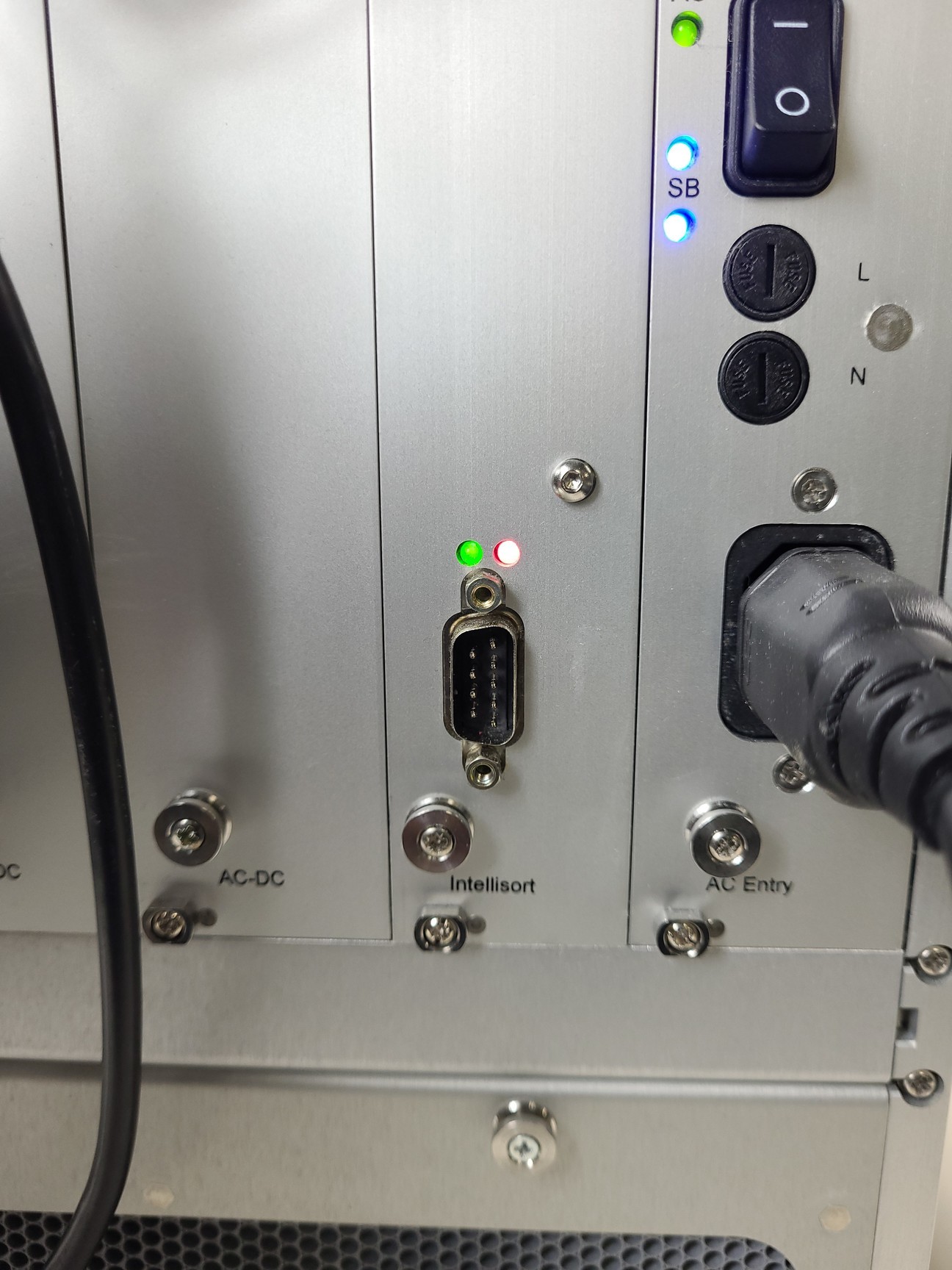 Image of Beckman Coulter MoFlo Laser Cytomation System w/ MSC Class II Safety Cabinet Lab