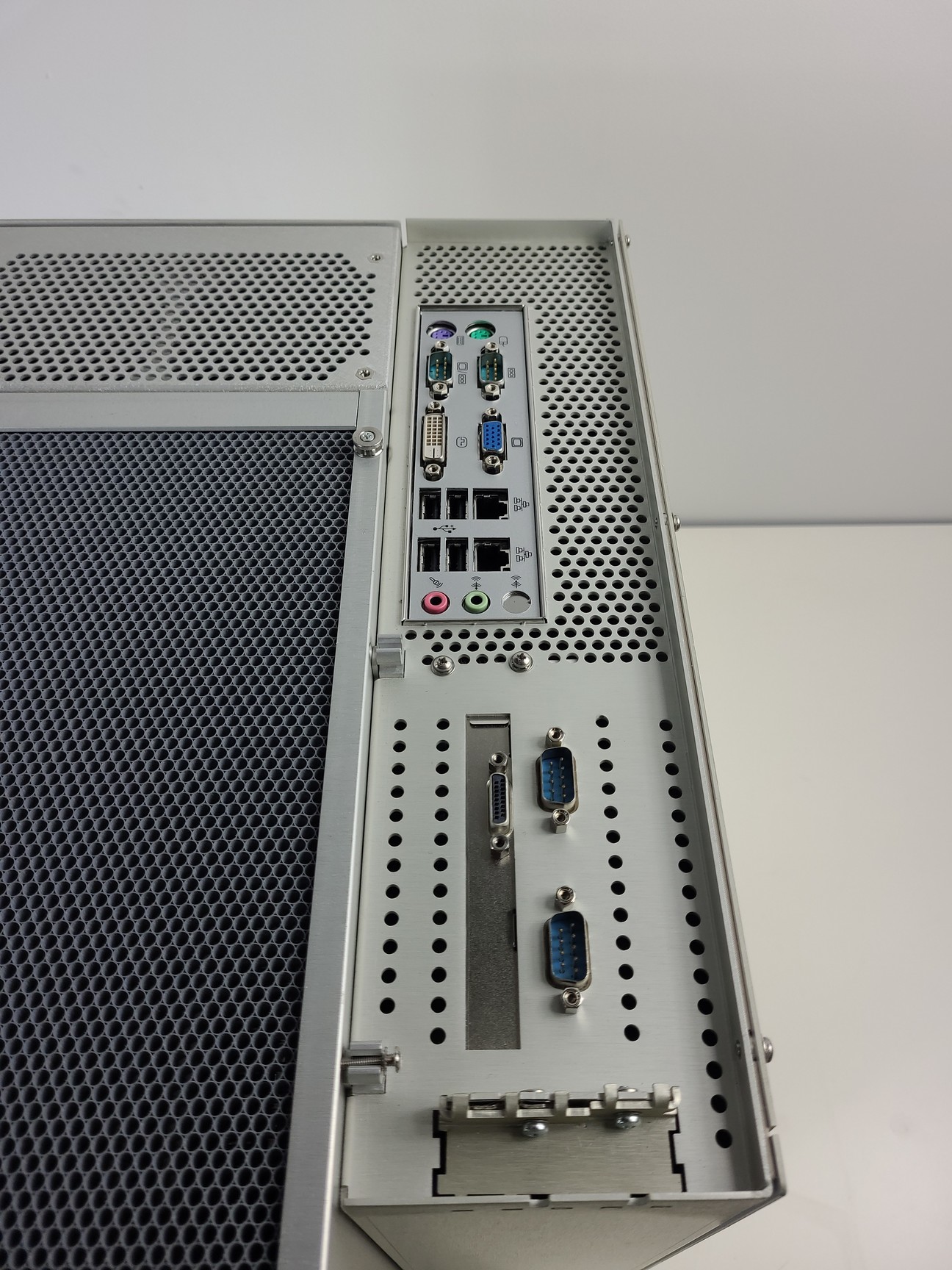 Image of Beckman Coulter MoFlo Laser Cytomation System w/ MSC Class II Safety Cabinet Lab