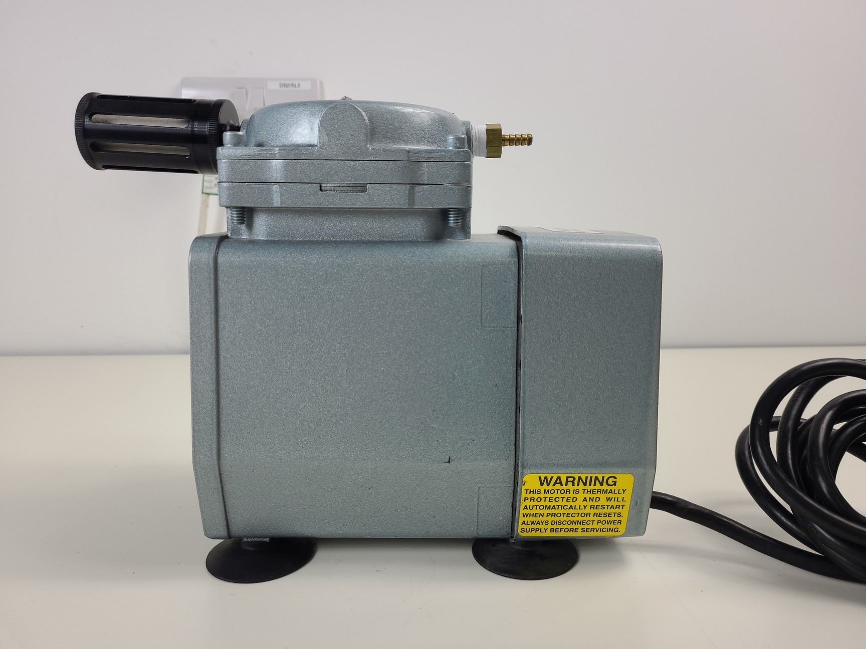 Image of Beckman Coulter MoFlo Laser Cytomation System w/ MSC Class II Safety Cabinet Lab
