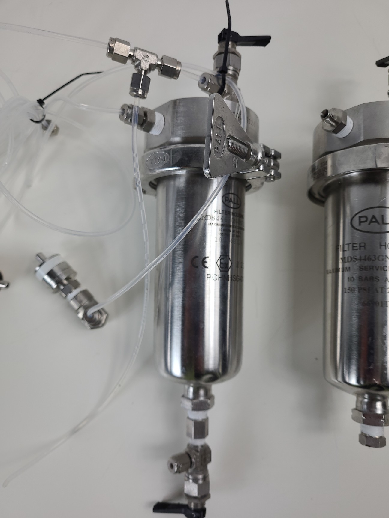 Image of Beckman Coulter MoFlo Laser Cytomation System w/ MSC Class II Safety Cabinet Lab