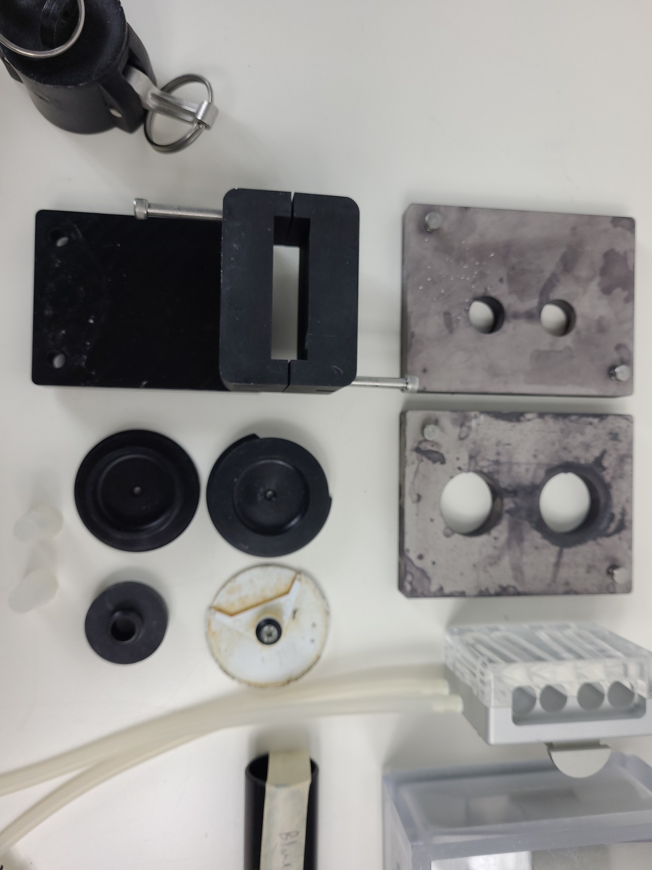 Image of Beckman Coulter MoFlo Laser Cytomation System w/ MSC Class II Safety Cabinet Lab