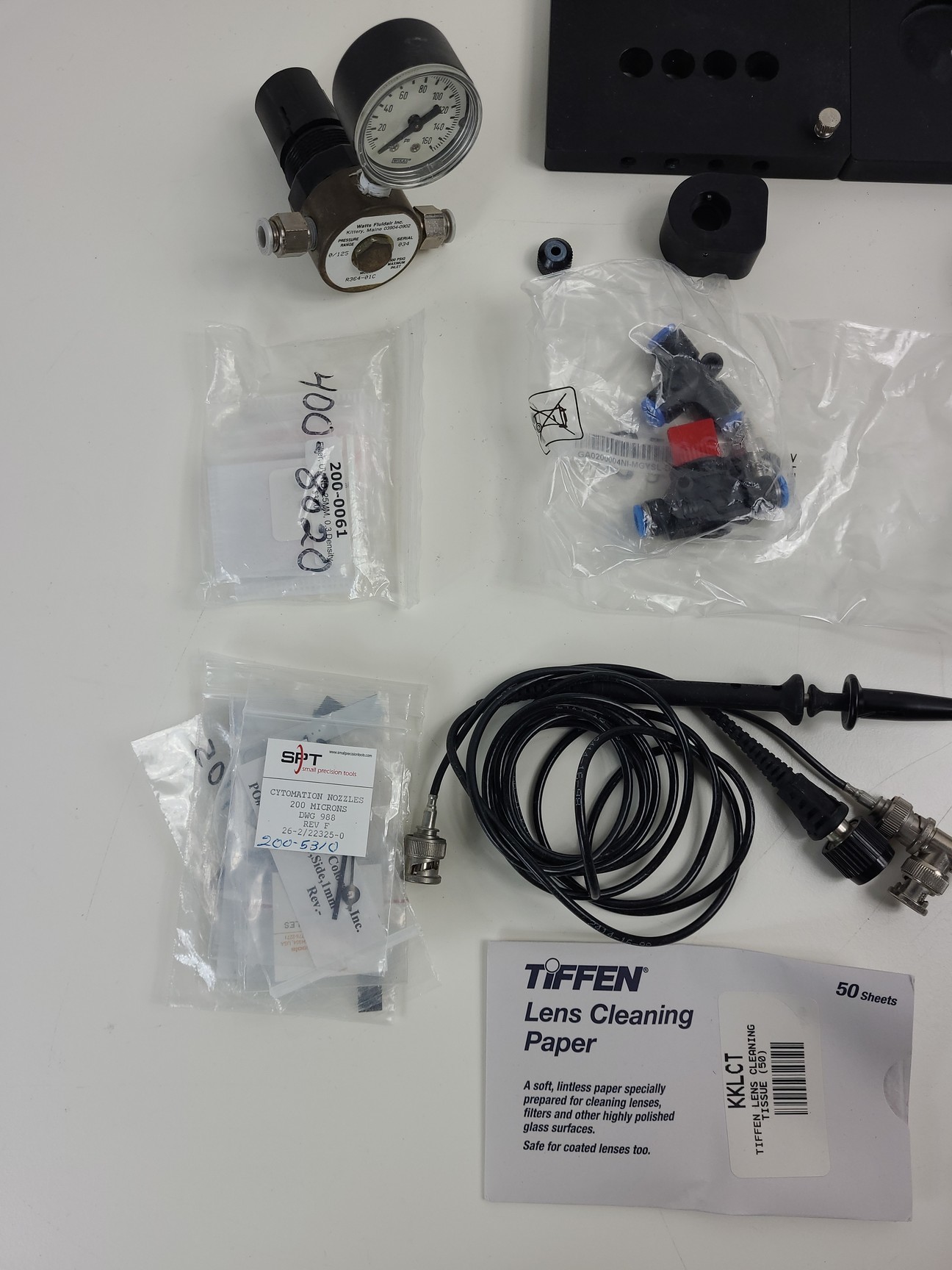 Image of Beckman Coulter MoFlo Laser Cytomation System w/ MSC Class II Safety Cabinet Lab