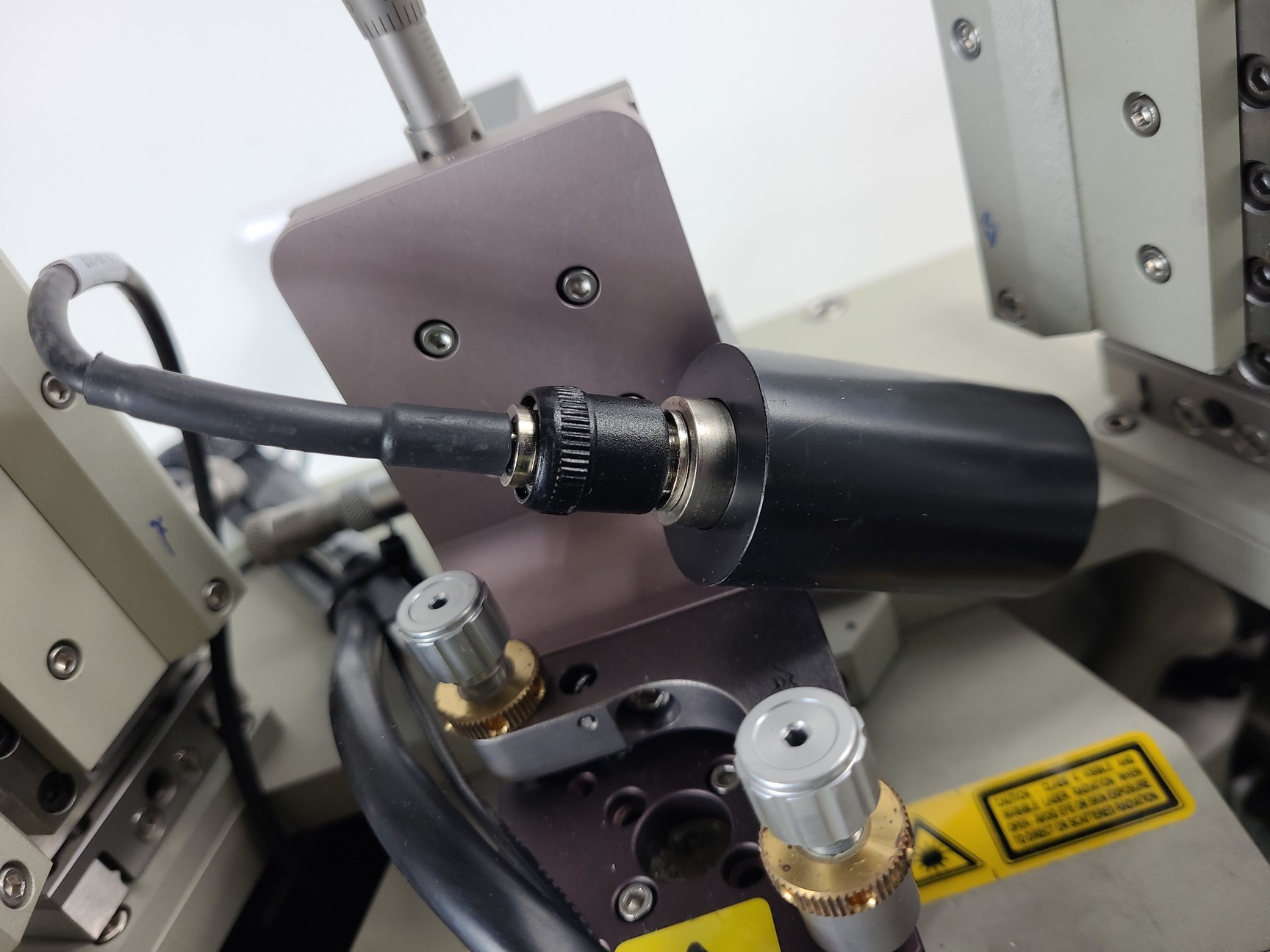 Image of Beckman Coulter MoFlo Laser Cytomation System w/ MSC Class II Safety Cabinet Lab