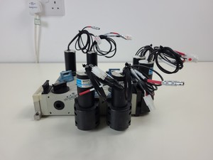 Thumbnail image of Beckman Coulter MoFlo Laser Cytomation System w/ MSC Class II Safety Cabinet Lab