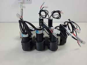 Thumbnail image of Beckman Coulter MoFlo Laser Cytomation System w/ MSC Class II Safety Cabinet Lab