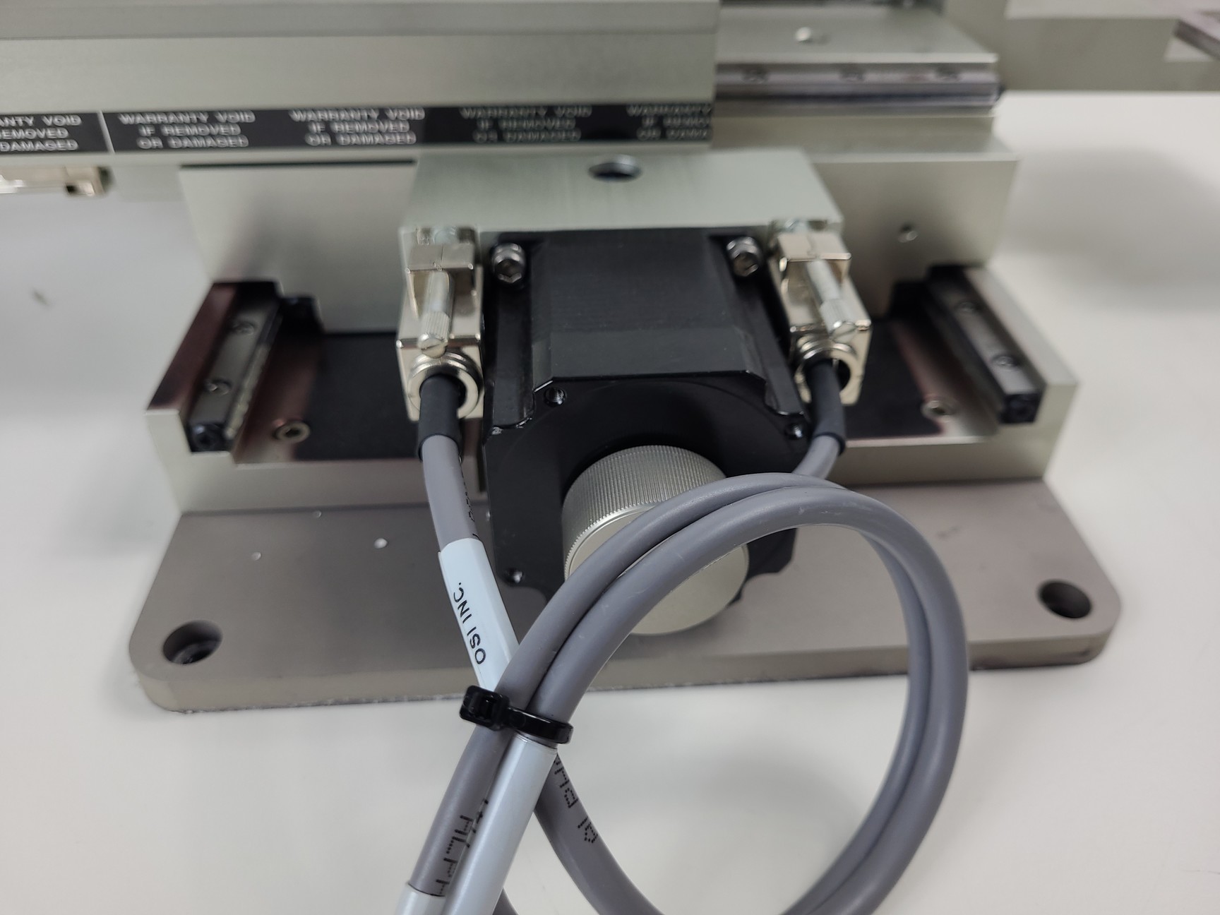 Image of Beckman Coulter MoFlo Laser Cytomation System w/ MSC Class II Safety Cabinet Lab