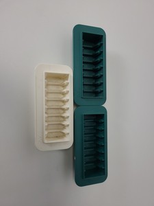 Thumbnail image of 22 X Affymetrix GeneChip Arrays - Human Exon 1.0 ST , Bottles & Racks Lab