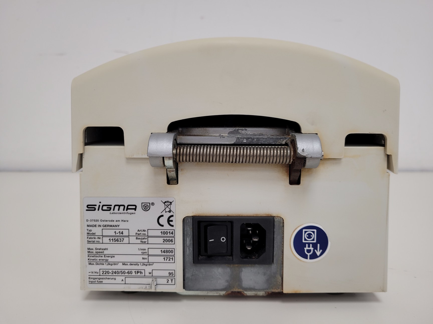 Image of Sigma 1-14 Benchtop Centrifuge with 14800rpm Rotor Lab 