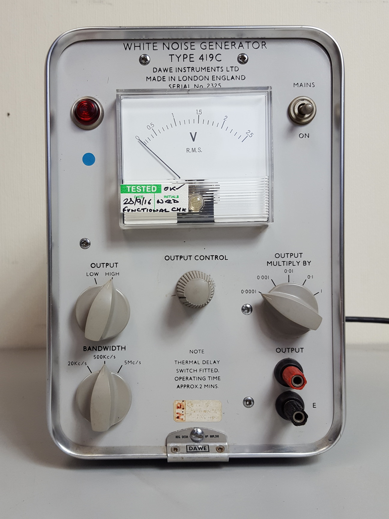 Image of Dawe Instruments White Noise Generator Type 419 Lab