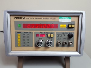 Thumbnail image of Metrolab Precision NMR Teslameter PT 2025 Lab