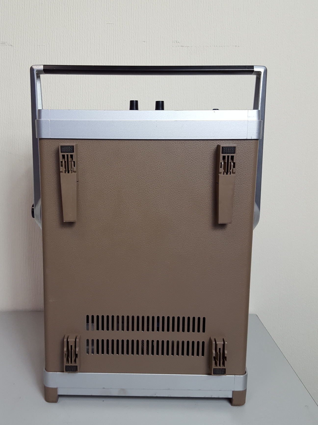 Image of Metrolab Precision NMR Teslameter PT 2025 Lab