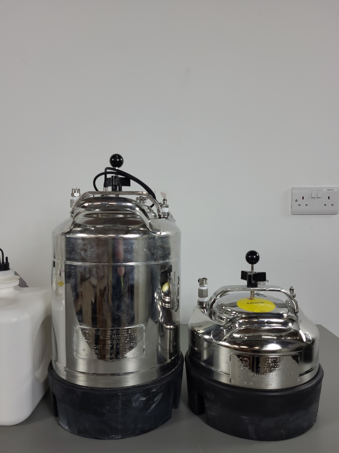 Image of BD FACSAria II System - Cell Sorter, Fluidics Cart, PC & Software Lab