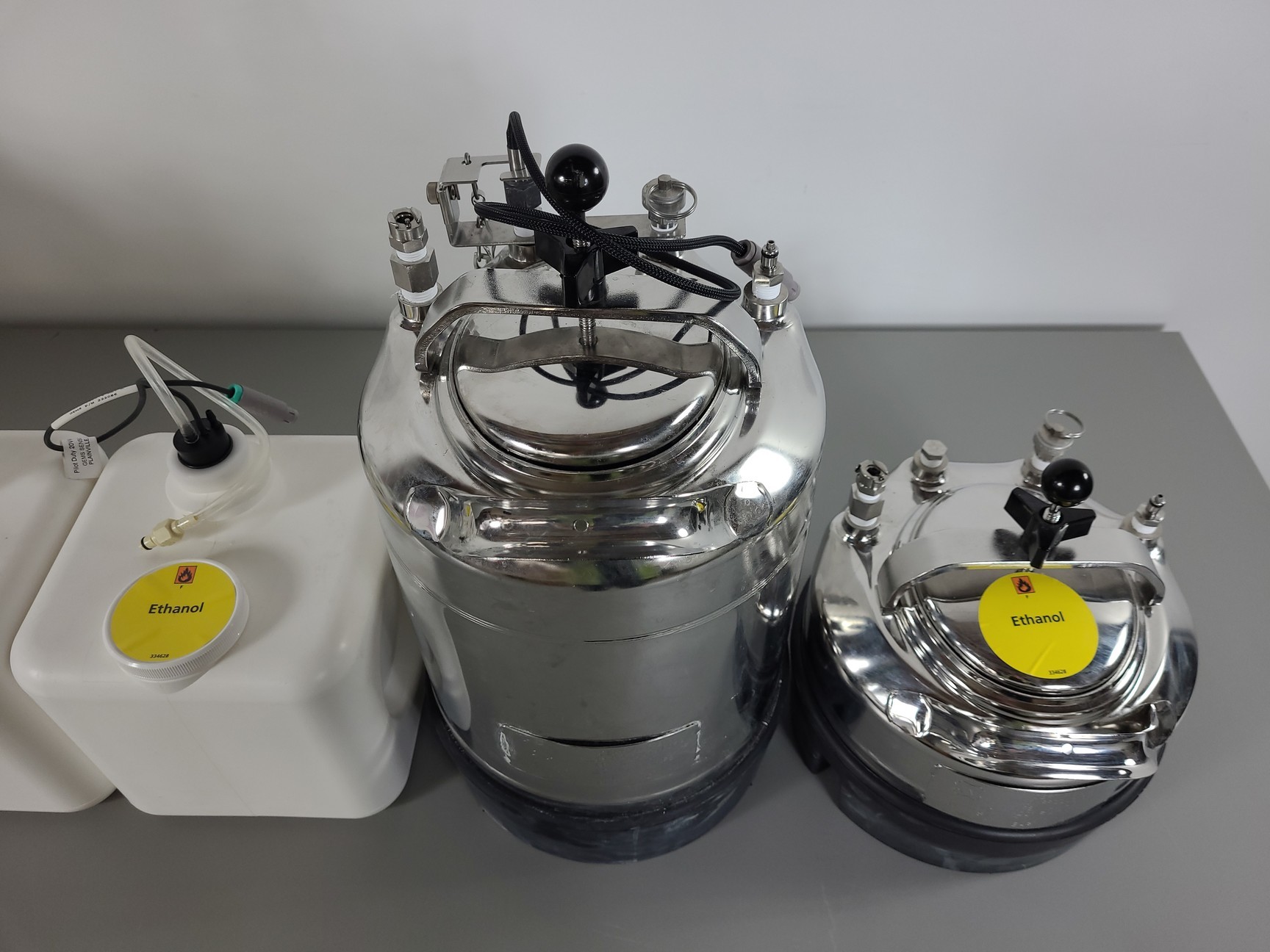Image of BD FACSAria II System - Cell Sorter, Fluidics Cart, PC & Software Lab