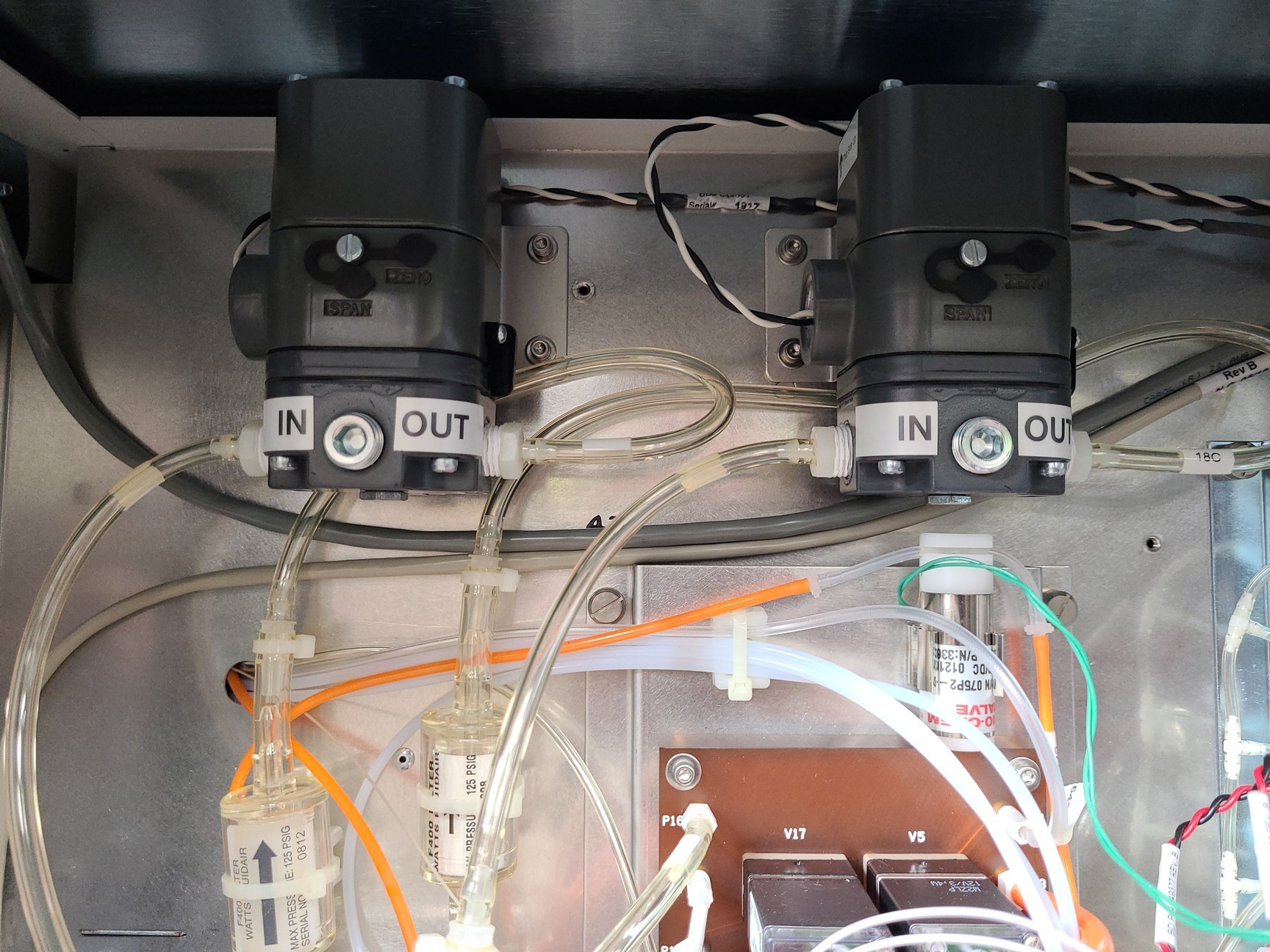 Image of BD FACSAria II System - Cell Sorter, Fluidics Cart, PC & Software Lab