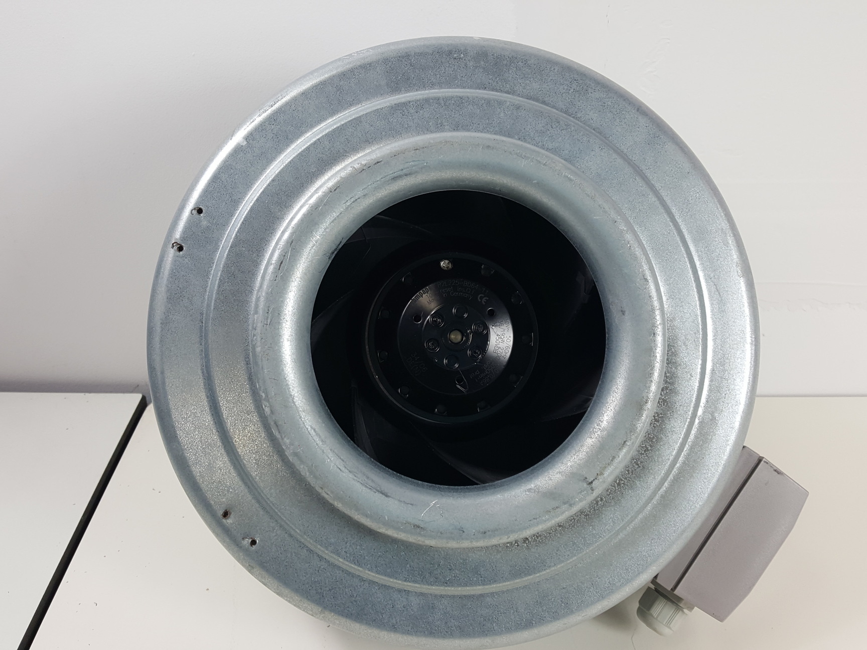 Image of Systemair AC 8 Inch Duct Extraction Fan Model K200 L