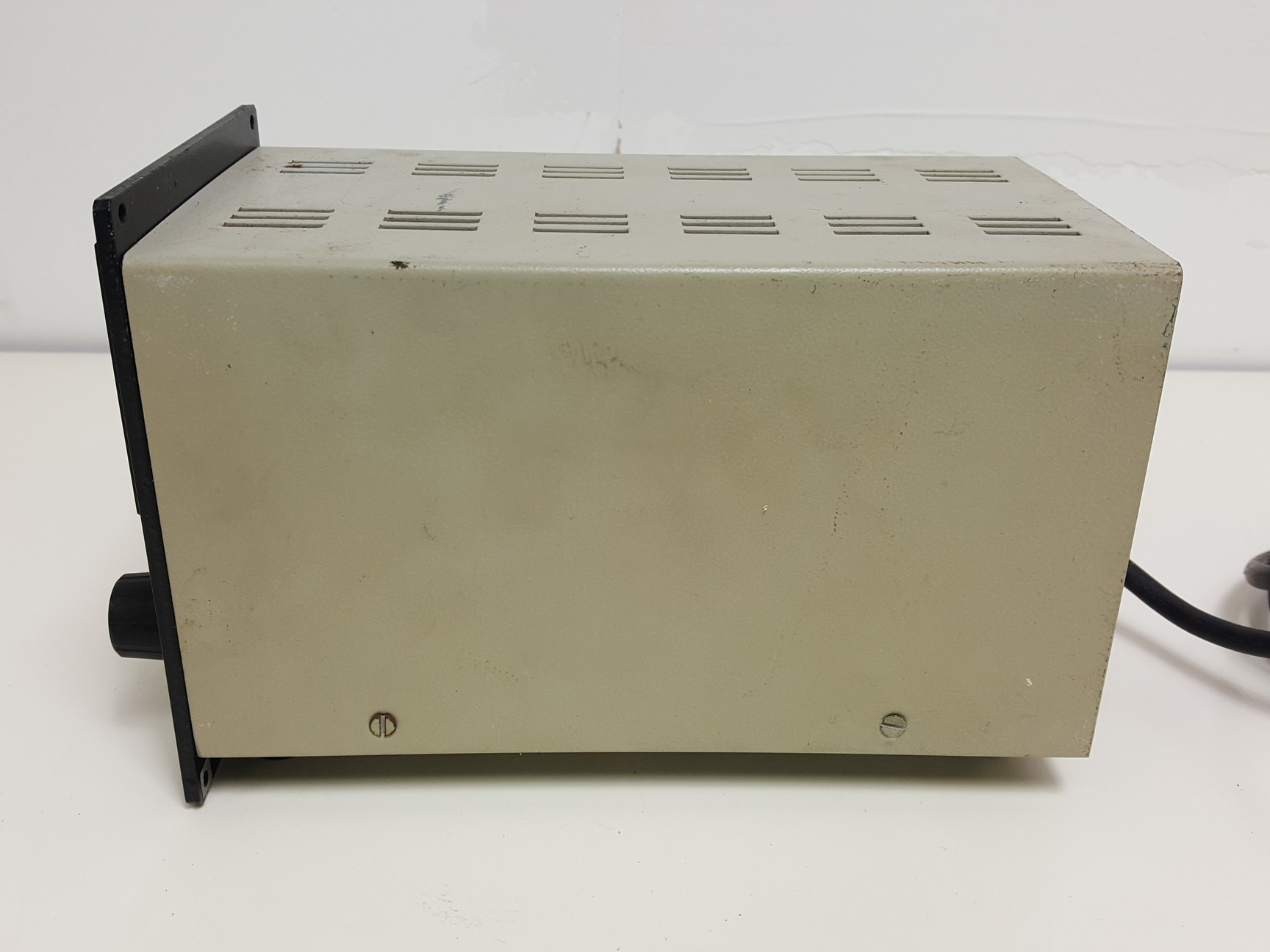 Image of Edwards Penning 8 Gauge Controller & Edwards Penning CP25-K CathoVacuum Gauge