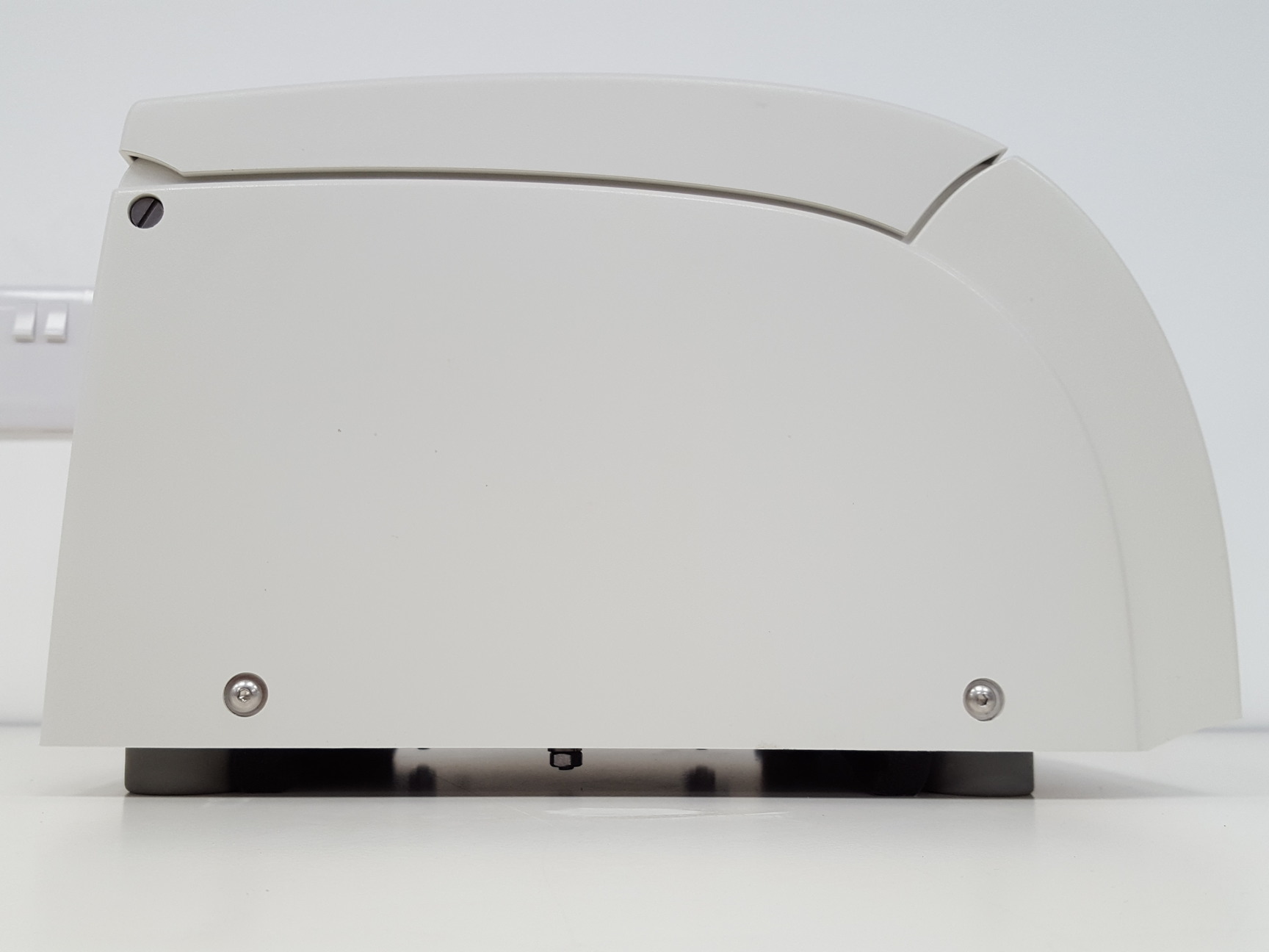 Image of Thermo Fisher Scientific Heraeus Pico 17 Benchtop Centrifuge Lab
