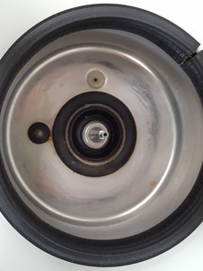 Thumbnail image of Eppendorf 5415 R Benchtop Centrifuge Lab Spares or Repairs