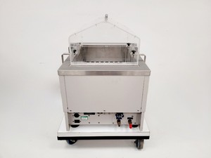 Thumbnail image of New Brunswick Scientific Innova 3100 Shaking Water Bath Lab 