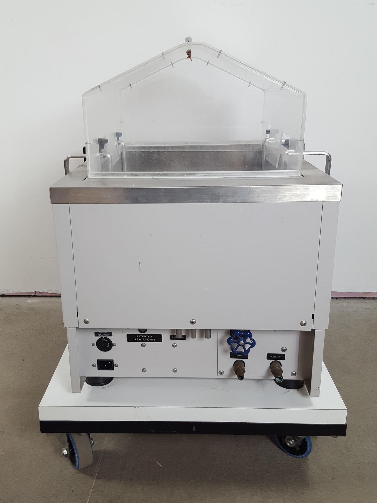 Image of New Brunswick Scientific Shaking Water Bath Innova 3100 Lab