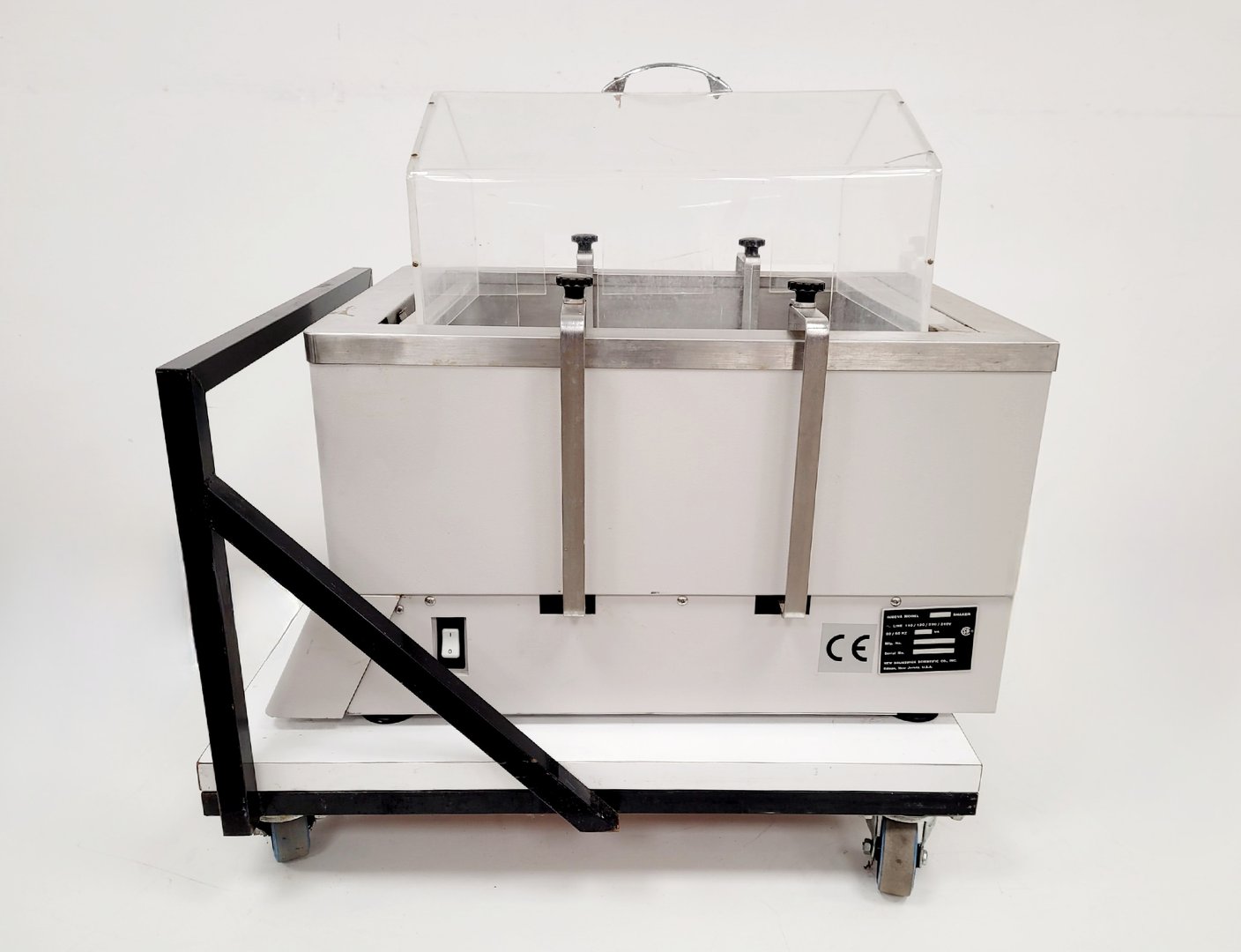 Image of New Brunswick Scientific Shaking Water Bath Innova 3100 Lab