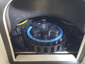 Thumbnail image of Waters Alliance 2695, 474 FLD & 2996 PDA Detector, Micromass Single Quad ZQ HPLC