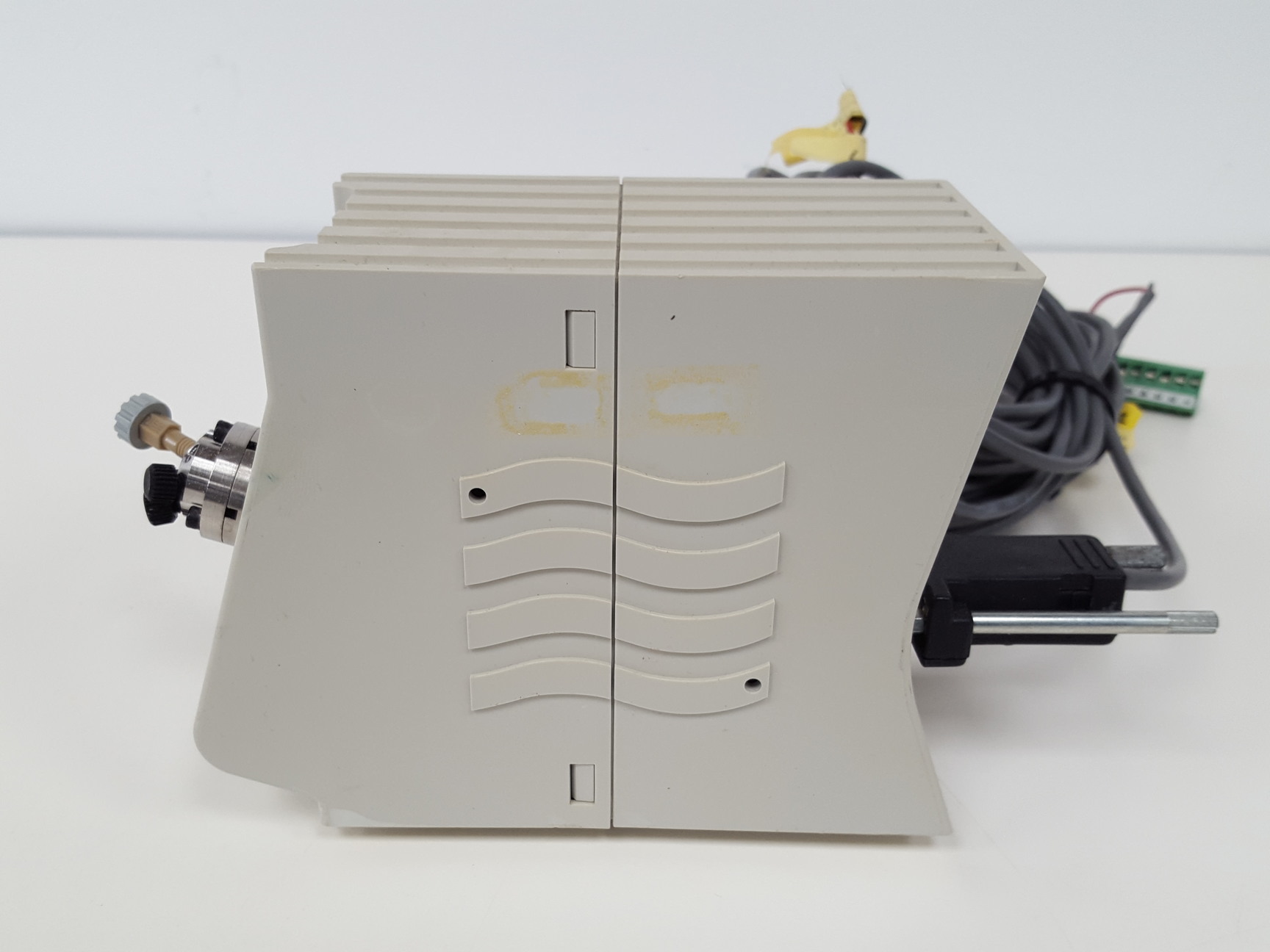 Image of Waters Alliance 2695, 474 FLD & 2996 PDA Detector, Micromass Single Quad ZQ HPLC