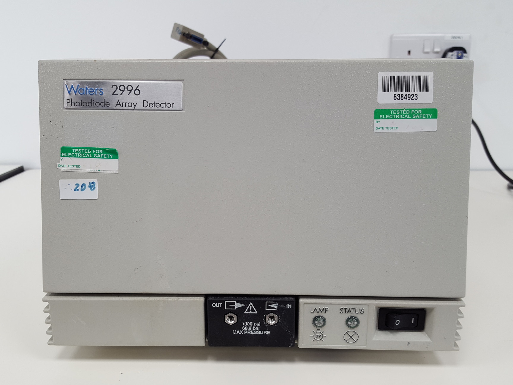 Image of Waters Alliance 2695, 474 FLD & 2996 PDA Detector, Micromass Single Quad ZQ HPLC