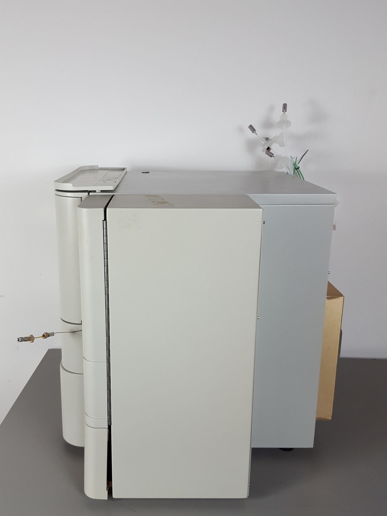 Image of Waters Alliance 2695, 474 FLD & 2996 PDA Detector, Micromass Single Quad ZQ HPLC