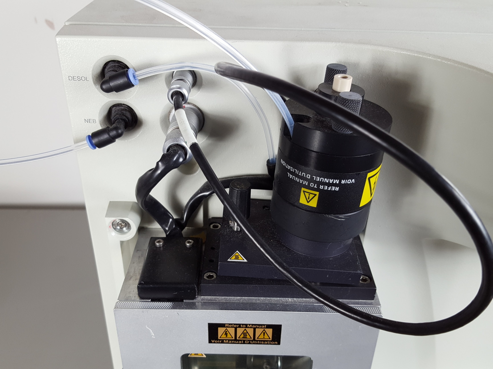 Image of Waters Alliance 2695, 474 FLD & 2996 PDA Detector, Micromass Single Quad ZQ HPLC