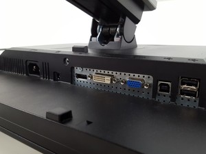 Thumbnail image of Waters Alliance 2965 HPLC + Micromass Quattro Micro API Mass Spec, QAA117 Lab