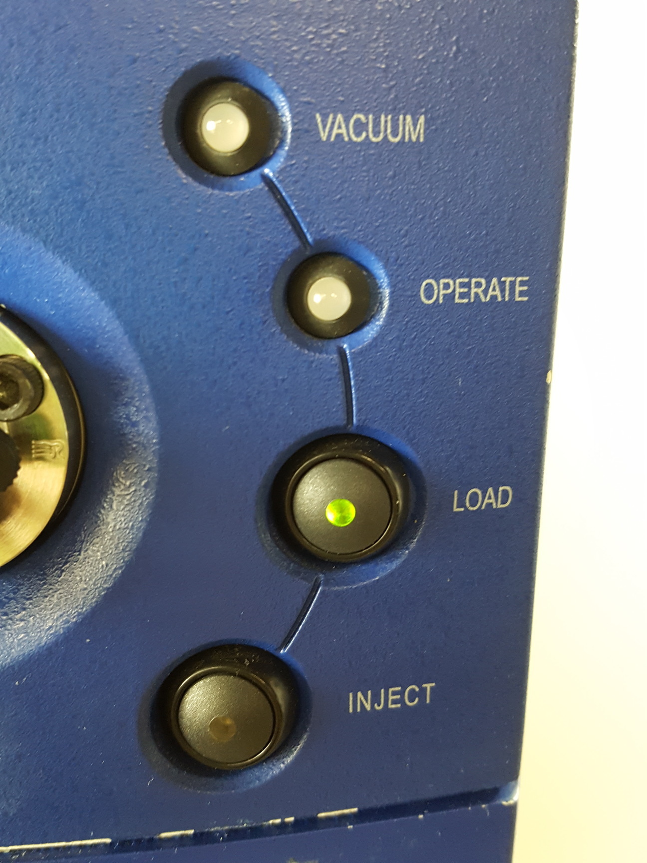 Image of Waters Alliance 2965 HPLC + Micromass Quattro Micro API Mass Spec, QAA117 Lab