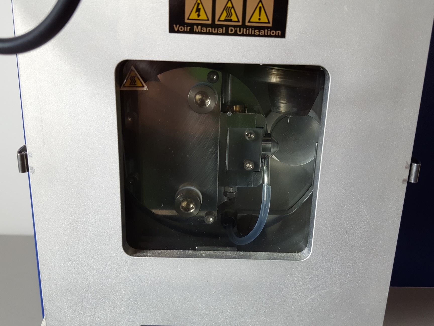 Image of Waters Alliance 2965 HPLC + Micromass Quattro Micro API Mass Spec, QAA117 Lab