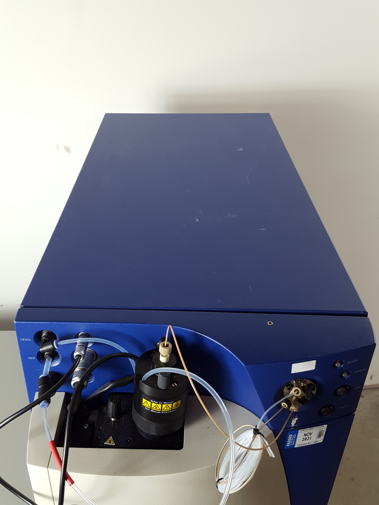 Image of Waters Alliance 2965 HPLC + Micromass Quattro Micro API Mass Spec, QAA117 Lab