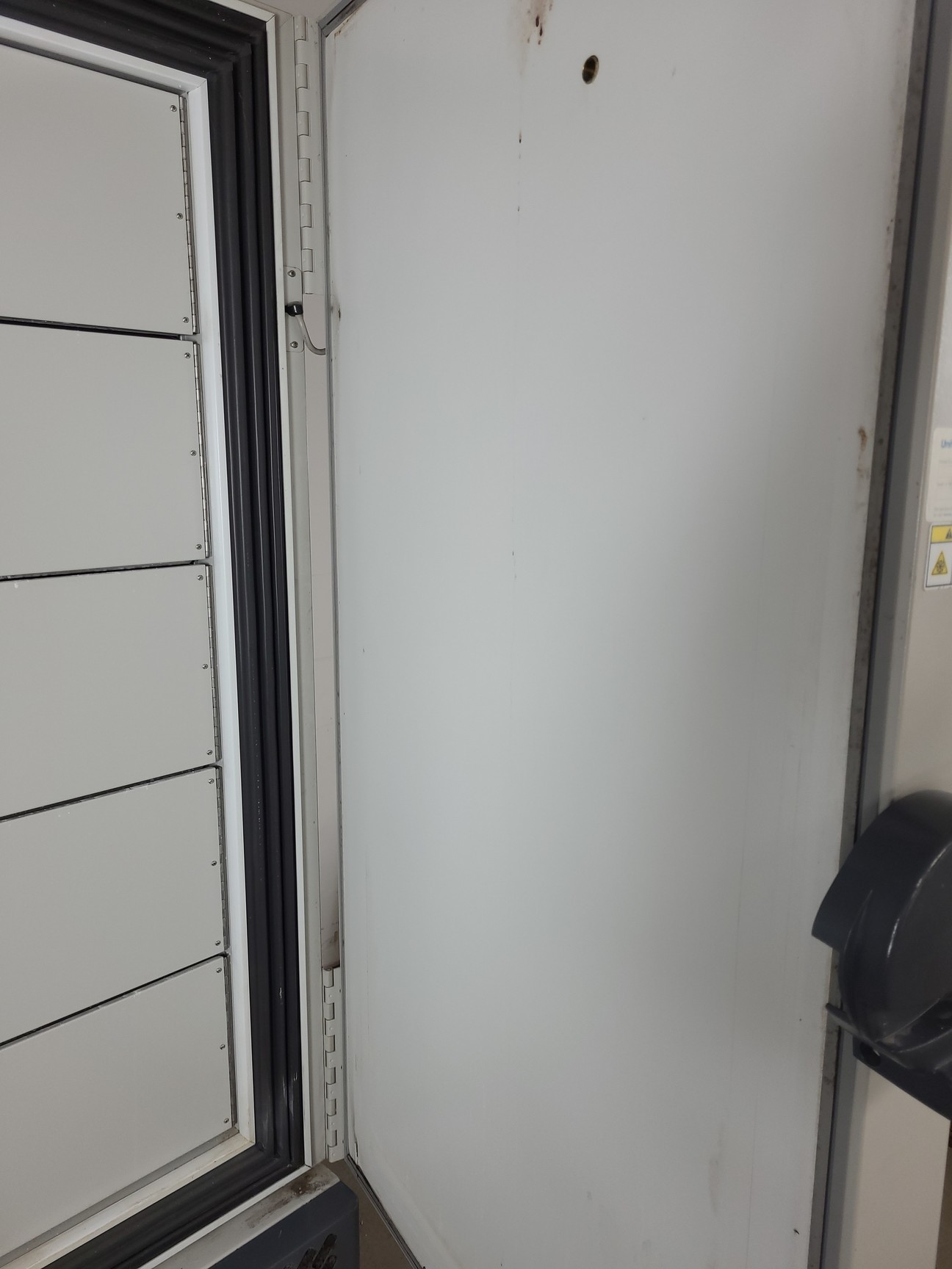 Image of Thermo Scientific Revco EXF -86 Laboratory Freezer Model - 8925 EXF32086V Lab 