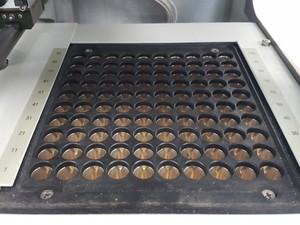 Thumbnail image of Perkin Elmer Series 200 UV/Vis HPLC + HP 1100 G1316A Col Comp Lab