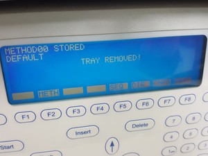Thumbnail image of Perkin Elmer Series 200 UV/Vis HPLC + HP 1100 G1316A Col Comp Lab