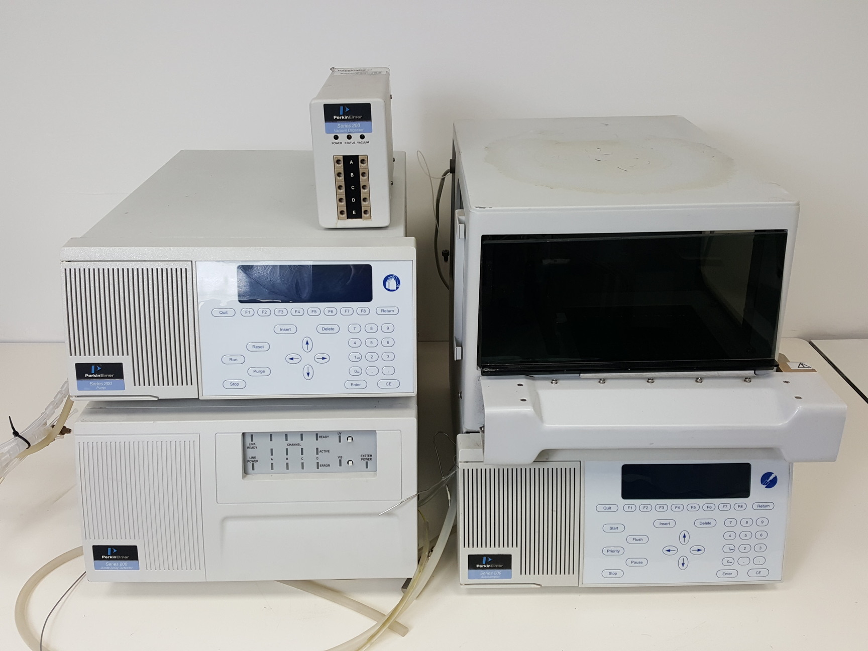 Image of Perkin Elmer Series 200 UV/Vis HPLC + HP 1100 G1316A Col Comp Lab