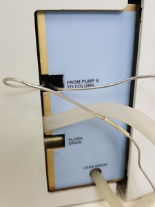Thumbnail image of Perkin Elmer Series 200 UV/Vis HPLC + HP 1100 G1316A Col Comp Lab