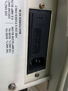 Thumbnail image of Perkin Elmer Series 200 UV/Vis HPLC + HP 1100 G1316A Col Comp Lab