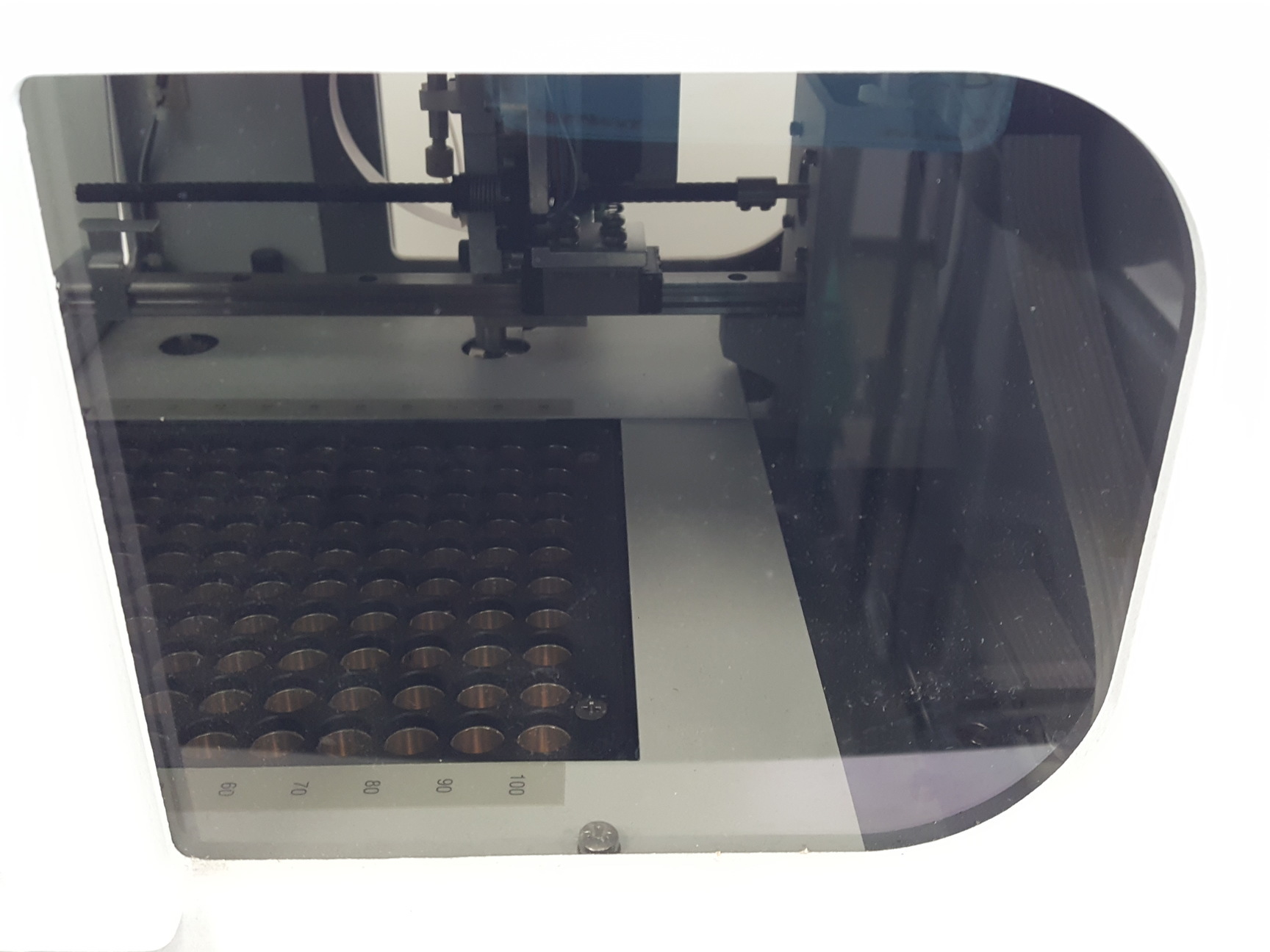 Image of Perkin Elmer Series 200 UV/Vis HPLC + HP 1100 G1316A Col Comp Lab