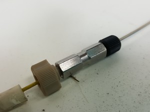 Thumbnail image of Perkin Elmer Series 200 UV/Vis HPLC + HP 1100 G1316A Col Comp Lab