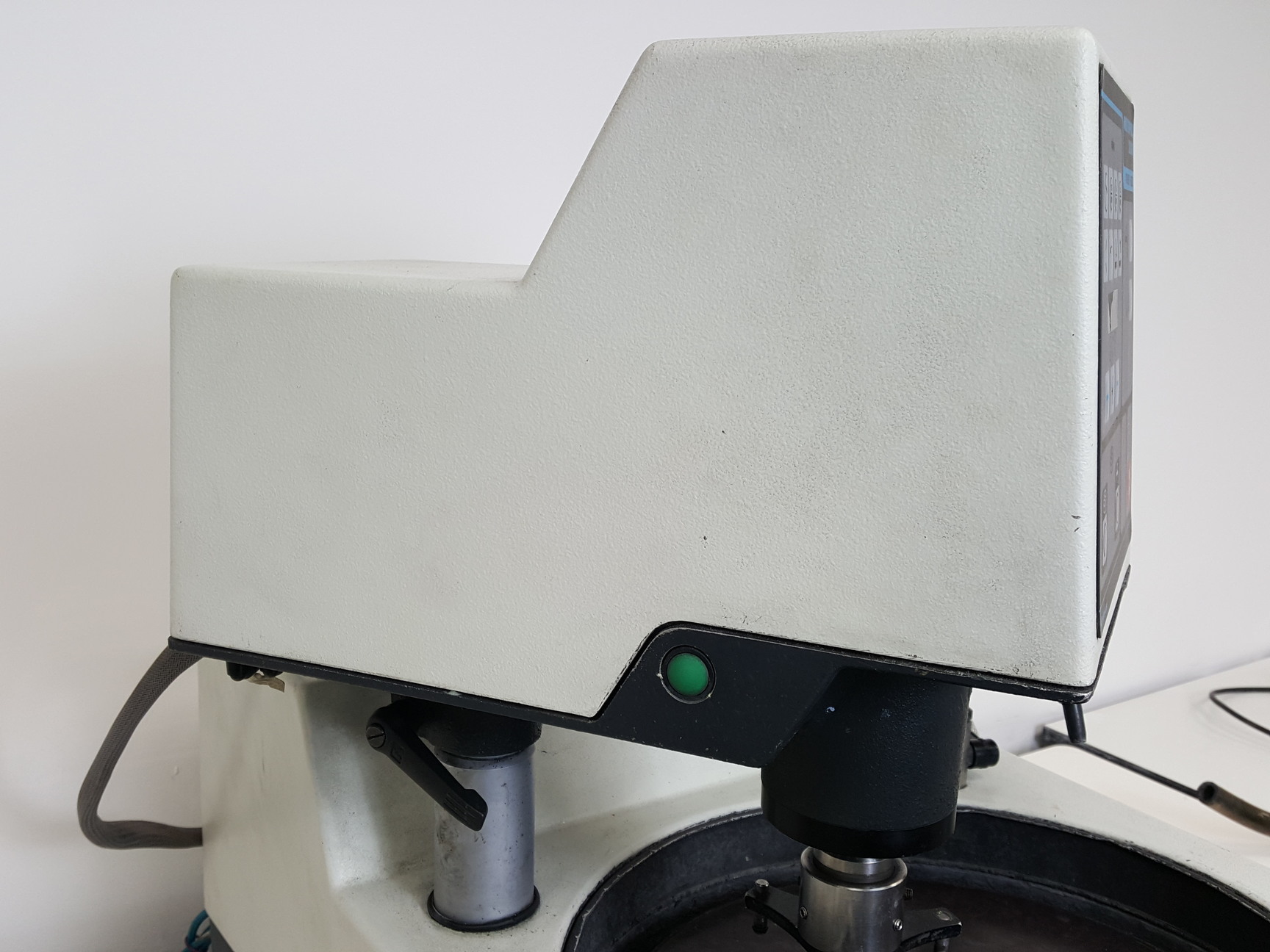 Image of Buehler Motopol 2000 Grinder / Polisher Model - 95-2800