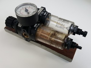Thumbnail image of Buehler Motopol 2000 Grinder / Polisher Model - 95-2800 