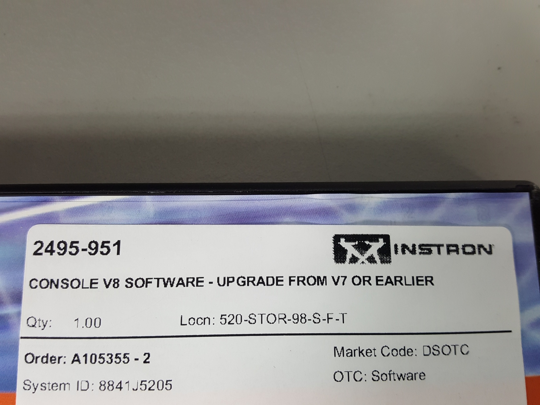 Image of Instron 8841 1kN DynaMight Servo Hydraulic Dynamic Test System - Savery Lab