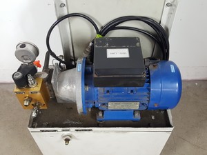 Thumbnail image of Instron 8841 1kN DynaMight Servo Hydraulic Dynamic Test System - Savery Lab