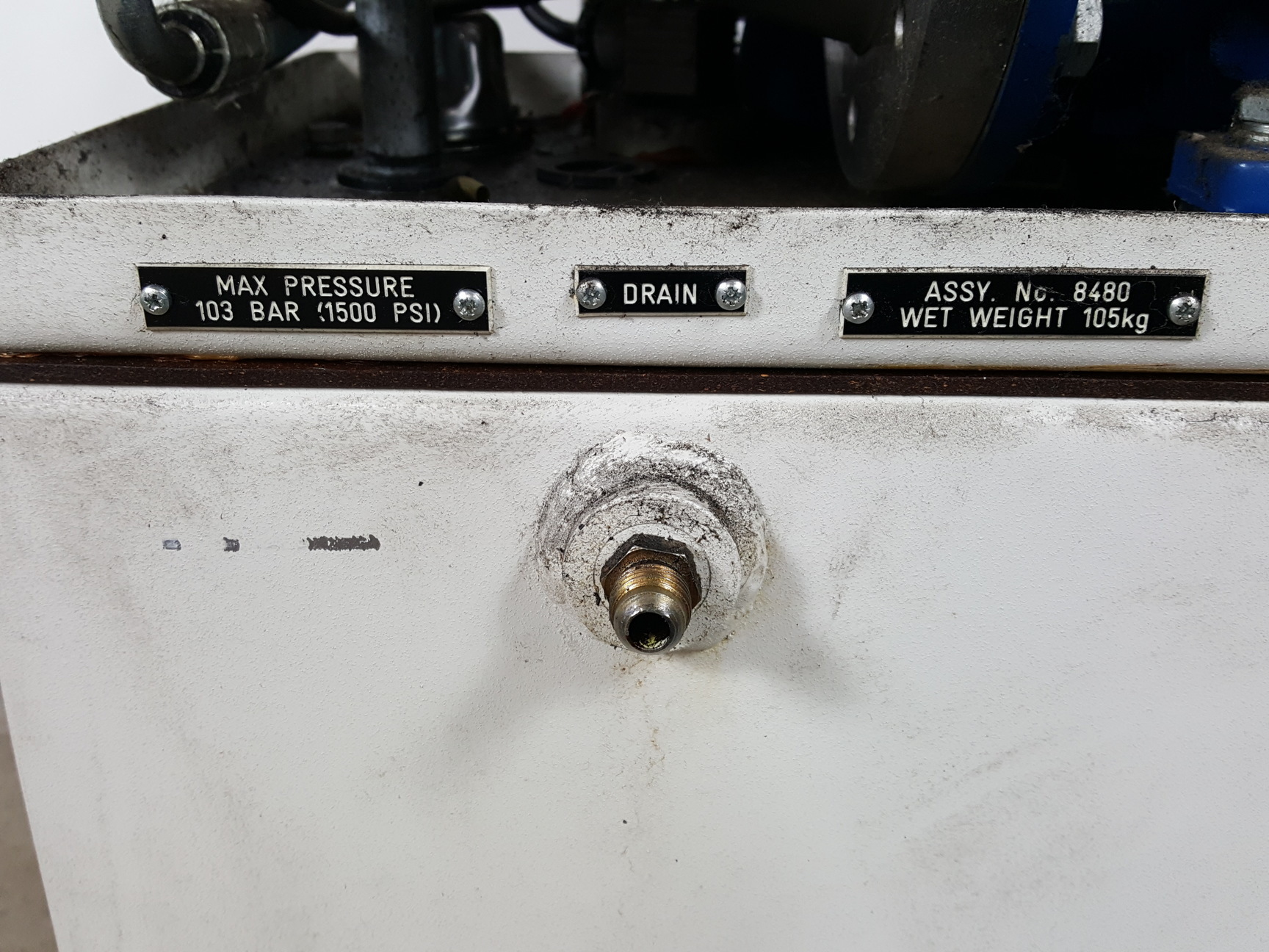 Image of Instron 8841 1kN DynaMight Servo Hydraulic Dynamic Test System - Savery Lab